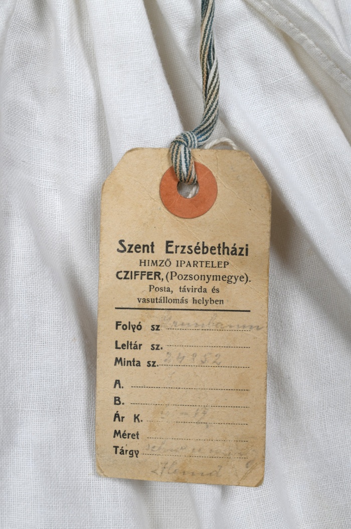 The Ciffer label, 1895-1915 Museum of Ethnography inv. no. 74.107.4