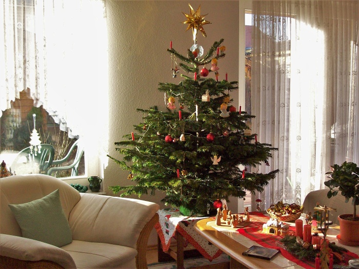 Nigerian tabletop nativity on display in a European home, Christmas 2014