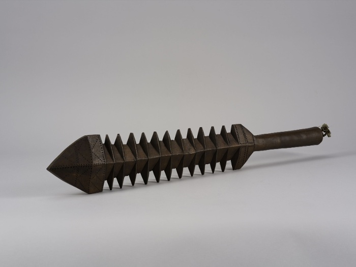 NM 116229, Tala valu, chief’s warclub (collected by Ferenc Hopp), New Zealand, 19th century