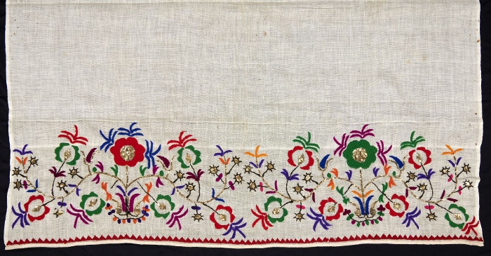 Embroidered shawl (peşkir), NM 98561