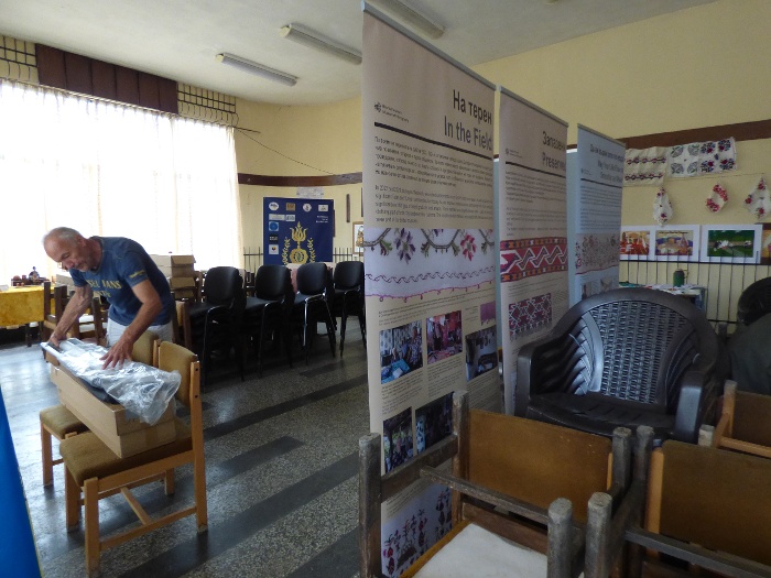 Preparations. Positioning of the Museum of Ethnography roll-ups in the exhibition.